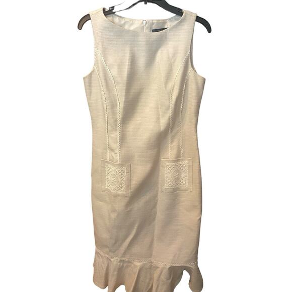 David Meister Sheath Lined Dress Size 8 Beige Embroidery Pockets Sleeveless - Picture 2 of 12